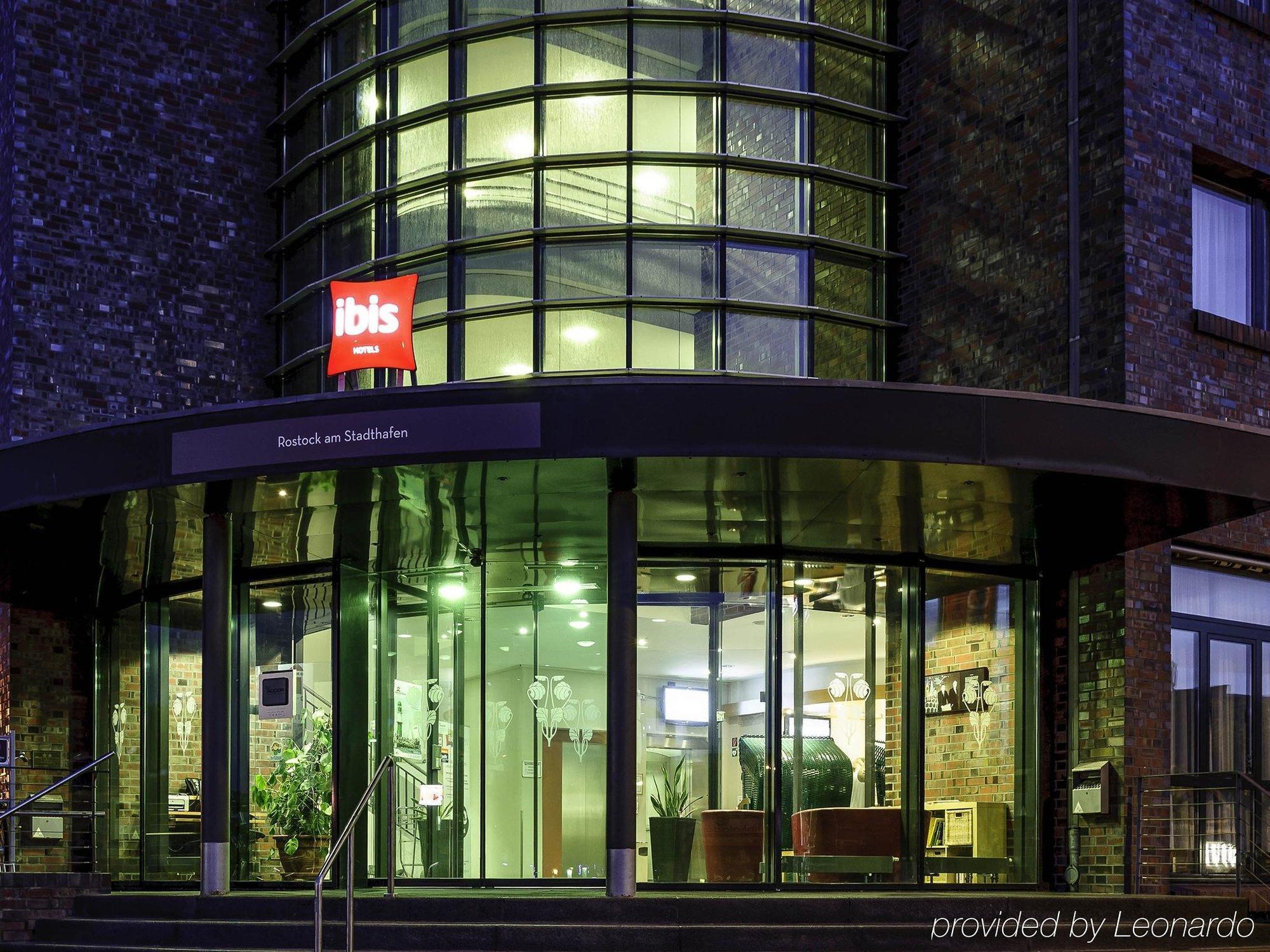 Ibis Rostock Am Stadthafen Ngoại thất bức ảnh